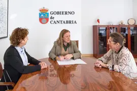 10:30.- Despacho de la consejera
La consejera de Presidencia, Justicia, Seguridad y Simplificaci&oacute;n Administrativa, Isabel Urrutia, se re&uacute;ne con Caritas Diocesana.