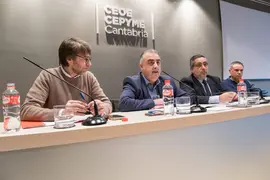 10.00.- Sal&oacute;n de la CEOE. El consejero de Fomento, Ordenaci&oacute;n del Territorio y Medio Ambiente, Roberto Media, participa en las jornadas de Afilia sobre vivienda y mercado inmobiliario. 30 de enero de 2024 &copy; Ra&uacute;l Lucio