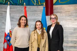 16.00.- Sala Mar&iacute;a Blanchard. Palacio de Festivales
La consejera de Cultura, Turismo y Deporte, Eva Guillermina Fern&aacute;ndez, recibe a la amazona Celia Cobo Ter&aacute;n. 31 ENERO 2024 &copy; Gobierno Cantabria