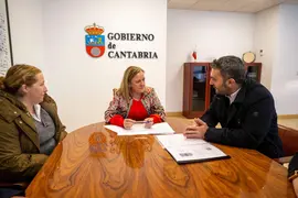 08.45 horas. Despacho de la consejera
La consejera de Presidencia, Justicia, Seguridad y Simplificaci&oacute;n Administrativa, Isabel Urrutia, se re&uacute;ne con el alcalde de Ribamont&aacute;n al Monte, Joaqu&iacute;n Arco.
 6 FEBRERO 2024 &copy; Miguel De la Parra