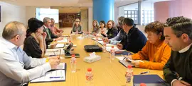 11:00 horas. Palacio Festivales de Cantabria. La consejera de Cultura, Turismo y Deporte, Eva Guillermina Fern&aacute;ndez, se re&uacute;ne con la Federaci&oacute;n de Municipios de Cantabria y varios ayuntamientos para abordar las viviendas de uso tur&iacute;stico. 7 de febrero de 2024 &copy; Ra&uacute;l Lucio
