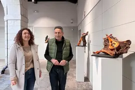 &lsquo;Rabeles &uacute;nicos&rsquo;, la madera transformada en instrumento