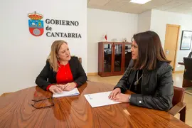 10:00 horas. Despacho de la consejera de Presidencia, Justicia, Seguridad y Simplificaci&oacute;n Administrativa
La consejera de Presidencia, Justicia, Seguridad y Simplificaci&oacute;n Administrativa, Isabel Urrutia, se re&uacute;ne con la alcaldesa de Bezana, Carmen Perez Tejedor. 24 Febrero 2024 &copy; Miguel De la Parra