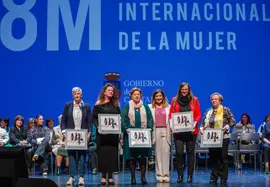 presidenta d&iacute;a mujer