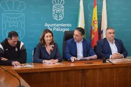 PRESENTACI&Oacute;N TORNEO SOLIDARIO BALONMANO AYTO PI&Eacute;LAGOS (6)