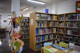 BIBLIOTECA MUNICIPAL AYTO PI&Eacute;LAGOS EN RENEDO
