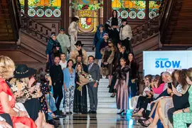 Santander Slow Fashion 2024 - Peleter&iacute;a Gabriel &middot; La alcadesa de Santander con los representantes de Arag&oacute;n en el encuentro