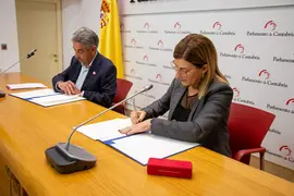 presidenta firma presupuestos