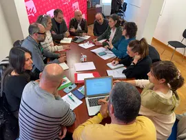 Reuni&oacute;n IU-Junta de Personal Docente