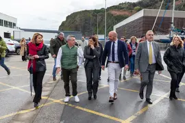 10:00 horas. Puerto de Laredo
La presidenta de Cantabria, Mar&iacute;a Jos&eacute; S&aacute;enz de Buruaga, inaugura la ampliaci&oacute;n de la
lonja.11 marzo 25 &copy; Miguel De la Parra