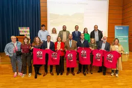19:00 horas. Sal&oacute;n G&oacute;mez Dur&aacute;n, Hospital Valdecilla
El consejero de Salud, C&eacute;sar Pascual, asiste a la presentaci&oacute;n de la XV Marcha Luchamos por la Vida.
23 ABRIL 25 &copy; Miguel De la Parra