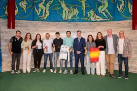 - 16.30 horas. Palacio de Festivales de Cantabria

El consejero de Cultura, Turismo y Deporte, Luis Mart&iacute;nez Abad, recibe a deportistas. @Miguel De Arriba 24 ABRIL 25 &copy; Miguel De la Parra