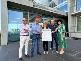 09:30 horas. Despacho de la consejera
La consejera de Desarrollo Rural, Ganader&iacute;a, Pesca y Alimentaci&oacute;n, Mar&iacute;a Jes&uacute;s Susinos, presentaci&oacute;n del cartel del &lsquo;D&iacute;a del Cazador, el Pescador y el Mundo Rural C&aacute;ntabro&rsquo;. 
 18 JUNIO 25 &copy; Miguel De la Parra