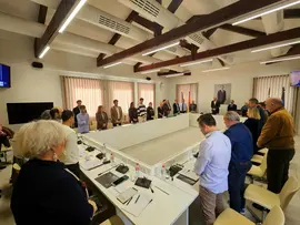 minuto silencio Pleno 5 mayo 2026