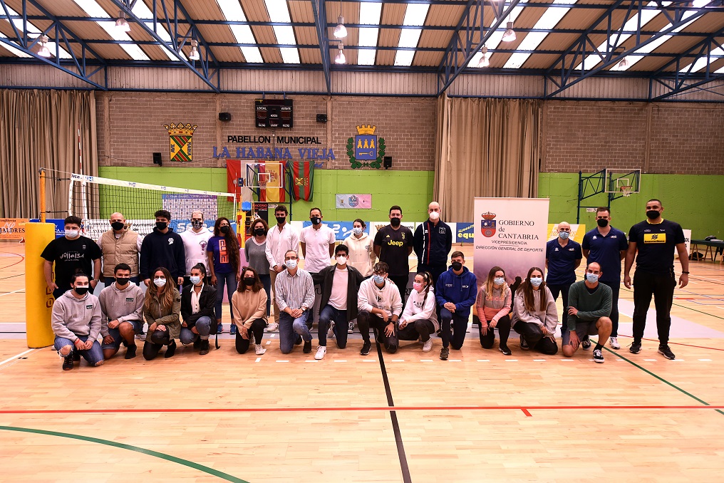 Foto Familia Data Volley
